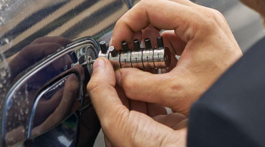 Professional residential roofers in Gradyville, KY